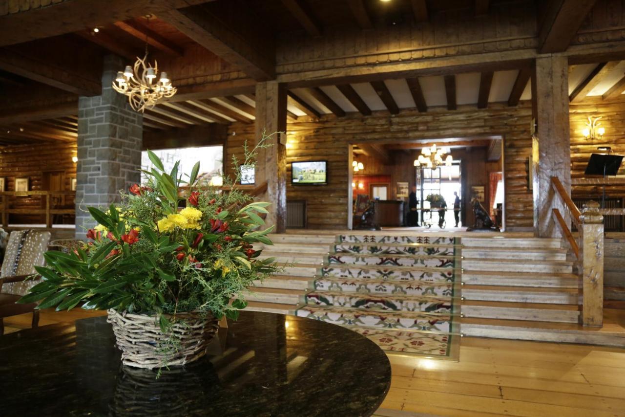 Llao Llao Resort, Golf-Spa San Carlos de Bariloche Exterior foto The lobby of the hotel