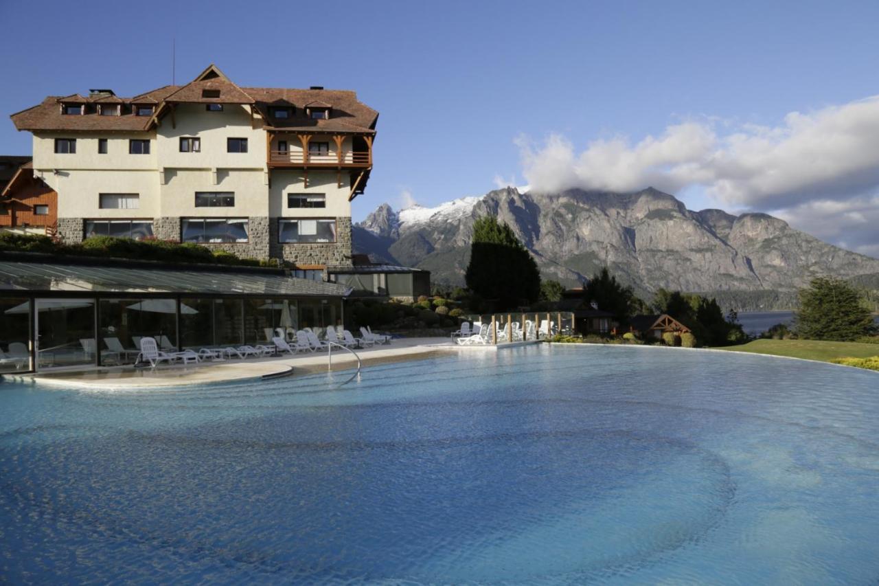 Llao Llao Resort, Golf-Spa San Carlos de Bariloche Exterior foto The swimming pool