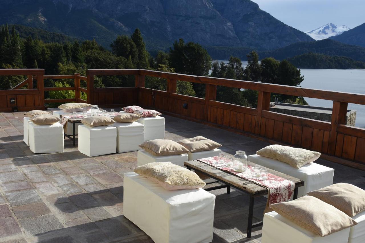 Llao Llao Resort, Golf-Spa San Carlos de Bariloche Exterior foto The terrace of the hotel