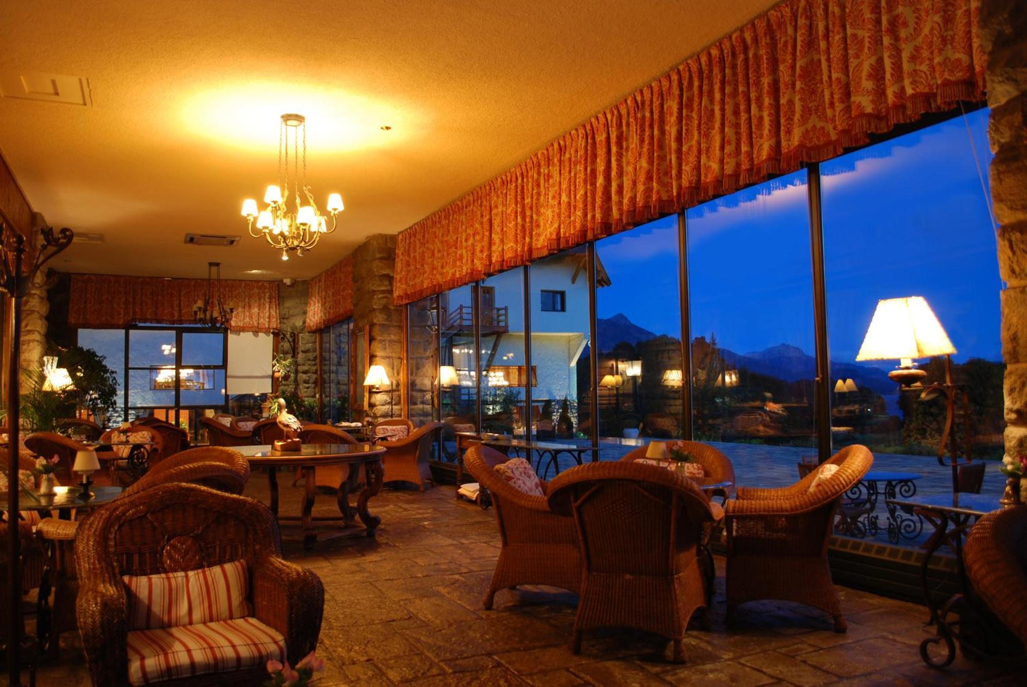 Llao Llao Resort, Golf-Spa San Carlos de Bariloche Exterior foto The lobby at the Inn at Sedona