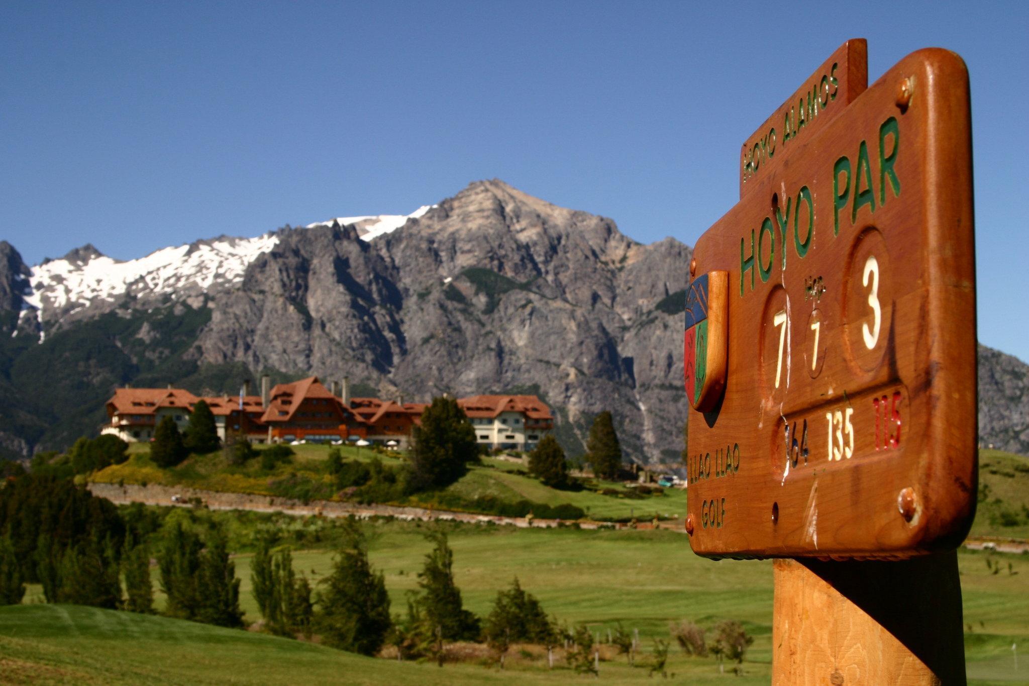 Llao Llao Resort, Golf-Spa San Carlos de Bariloche Exterior foto Golf course in the resort